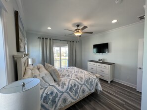 3 habitaciones, tabla de planchar con plancha y wifi gratis 