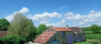 Cottage 2 to 9 people La Chaumière de Mauvrain, out of time, forest 100m