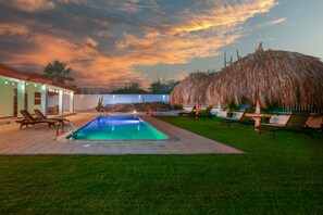 Pool - Stylish Villa w/ Private, Luxurious Pool (Noord)