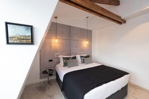 1 chambre, coffres-forts dans les chambres, fer et planche Ă repasser