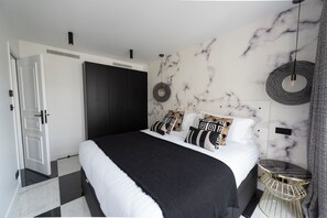 2 bedrooms, in-room safe, iron/ironing board, free WiFi - Quidam, 4 stars, Luxurious 2 bedrooms close to Champs-Elysées (París)