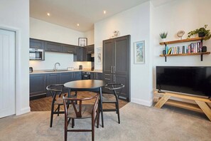 Fridge, microwave, oven, stovetop - Host & Stay | Seaview Retreat (Whitby)