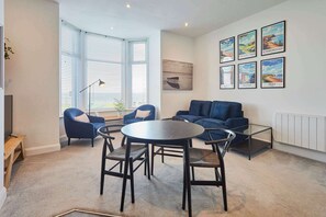 TV - Host & Stay | Seaview Retreat (Whitby)