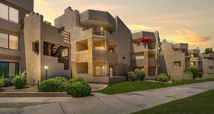 Villa Stone Creek 2 Bedroom Condo by RedAwning