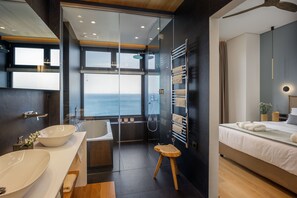 Combined shower/bathtub, hair dryer, towels, soap - Villa Nereid 5 bedroom villa with infinity heated pool (Rodia)