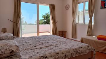 3 habitaciones, tabla de planchar con plancha y wifi gratis