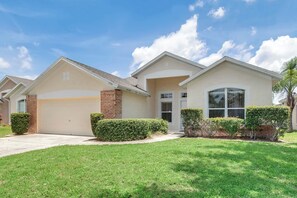 Exterior - Goofy's Golf Retreat (Davenport)