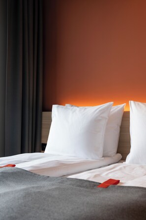 Standard Double Room | Desk, free WiFi, bed sheets