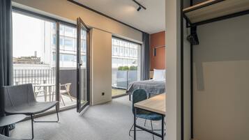 Double Room, Balcony | Desk, free WiFi, bed sheets