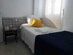 2 多间卧室、熨斗/熨衣板、免费 WiFi、床单