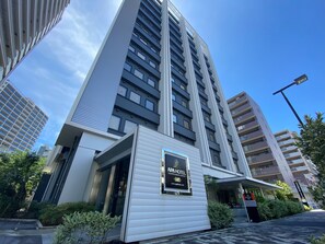Exterior - APA Hotel Keikyukamata Ekimae (Tokyo)