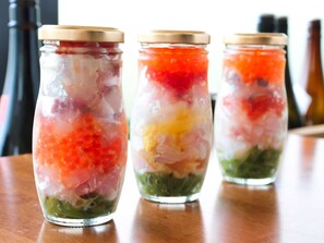 Breakfast, lunch, dinner served; live/raw dishes - APA Hotel Keikyukamata Ekimae (Tokyo)