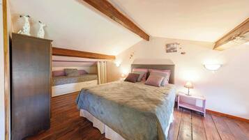 2 chambres, Wi-Fi gratuit, draps fournis