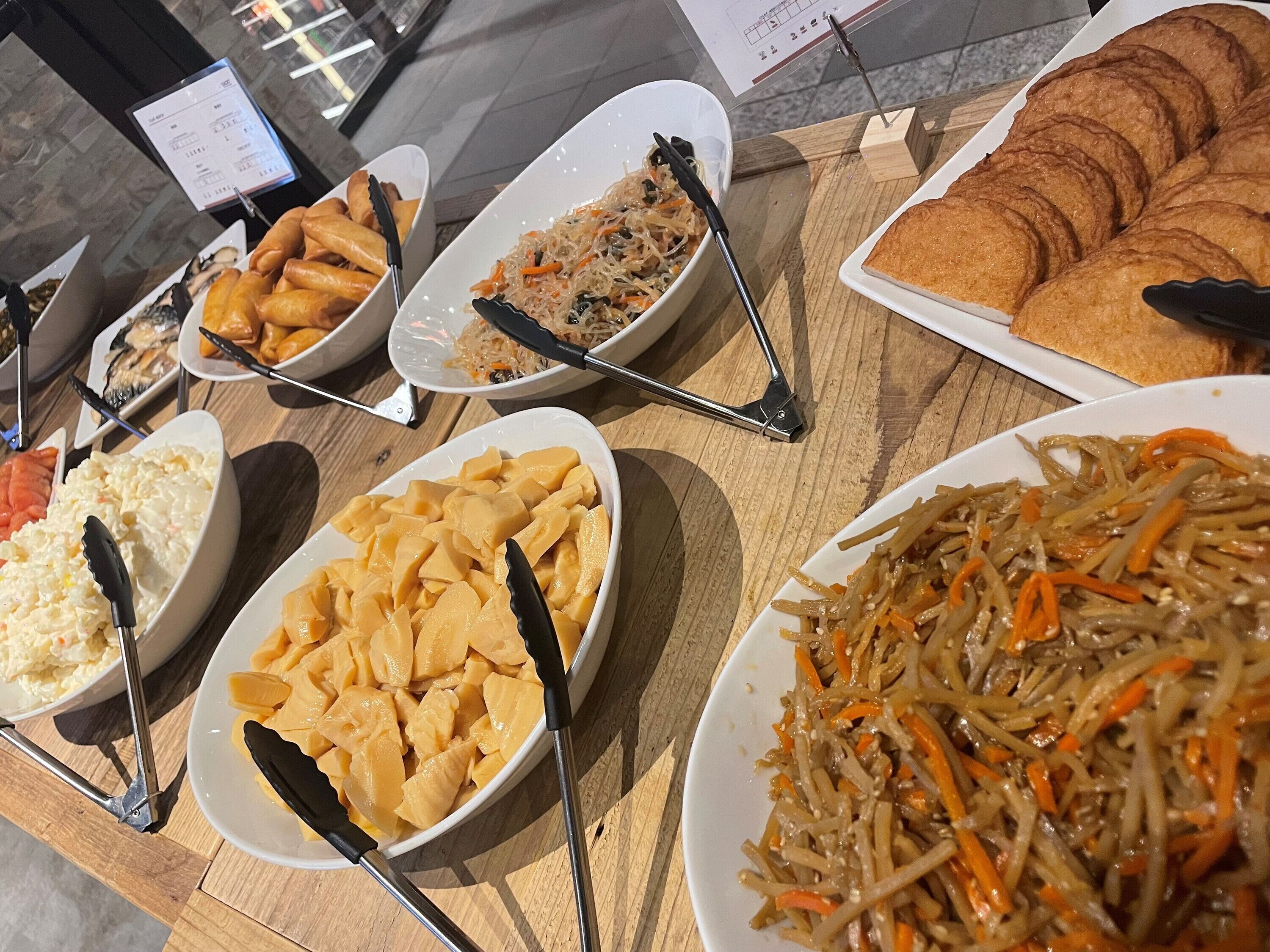 daily buffet breakfast for a fee