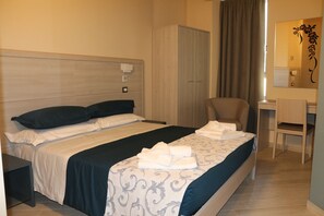 1 Schlafzimmer, Bügeleisen/Bügelbrett, Reisekinderbett, kostenloses WLAN