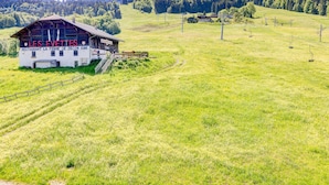 Uklassifisert bilde, 3 av 14, knapp