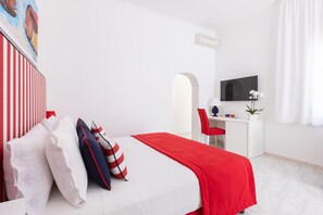 Panoramic Apartment | Blackout curtains, iron/ironing board, free WiFi, bed sheets - Adoro Home (Positano)