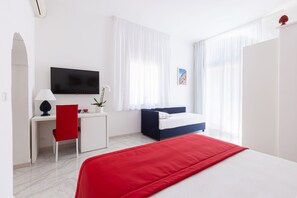Panoramic Apartment | Blackout drapes, iron/ironing board, free WiFi, bed sheets