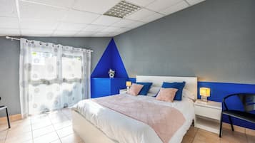 5 bedrooms, iron/ironing board, travel crib, free WiFi