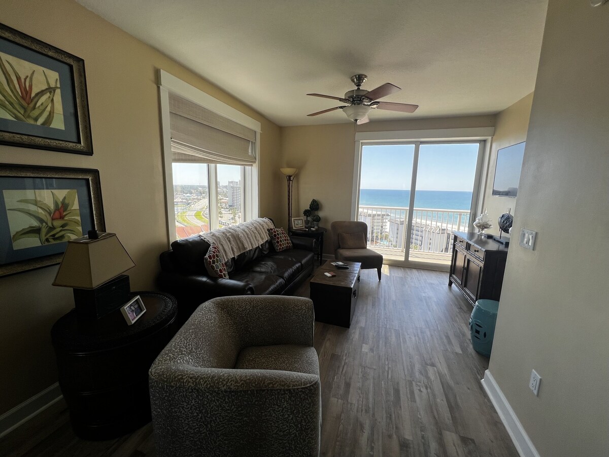 🌴👙🏖️3bed, 3bath & hall trundle, spacious with many windows, pet friendly 🐚🐬🦀 8+