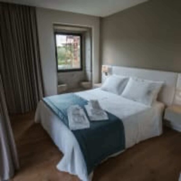 7 bedrooms, free WiFi, bed sheets