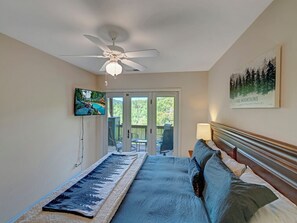 2 habitaciones, tabla de planchar con plancha, internet y ropa de cama