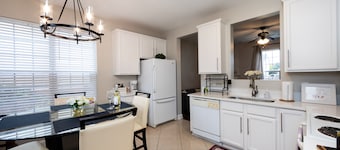 3 Bdrm House Across Birkdale Village & Lake Norman