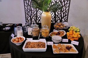 Desayuno continental todos los días (con cargo)