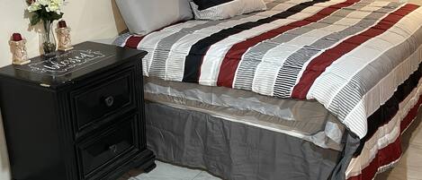 1 bedroom, desk, iron/ironing board, free WiFi