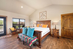 4 bedrooms, free WiFi - FrioRitas Private Pool, Wi-Fi, @ Frio River Vacation Rentals (Concan)