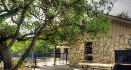 Park View @ Frio River Vacation Rentals