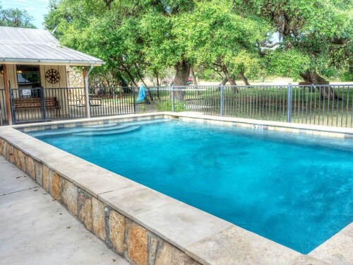 Park View @ Frio River Vacation Rentals