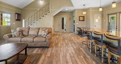 Firefly @ Frio River Vacation Rentals
