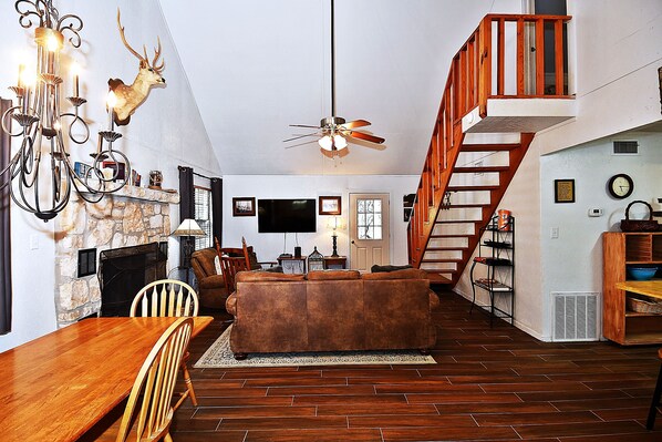 Smart TV, DVD player