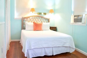 7 makuuhuonetta, silitysrauta/-lauta, Wi-Fi, vuodevaatteet