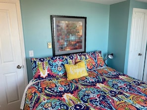 2 bedrooms, free WiFi, bed sheets - Lakefront 2 bedroom house between Rochester and Niagara Falls, NY (Kent)