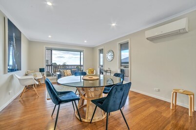 Port View Escape is a spacious 3 bedroom home, offering 2 bathrooms,...