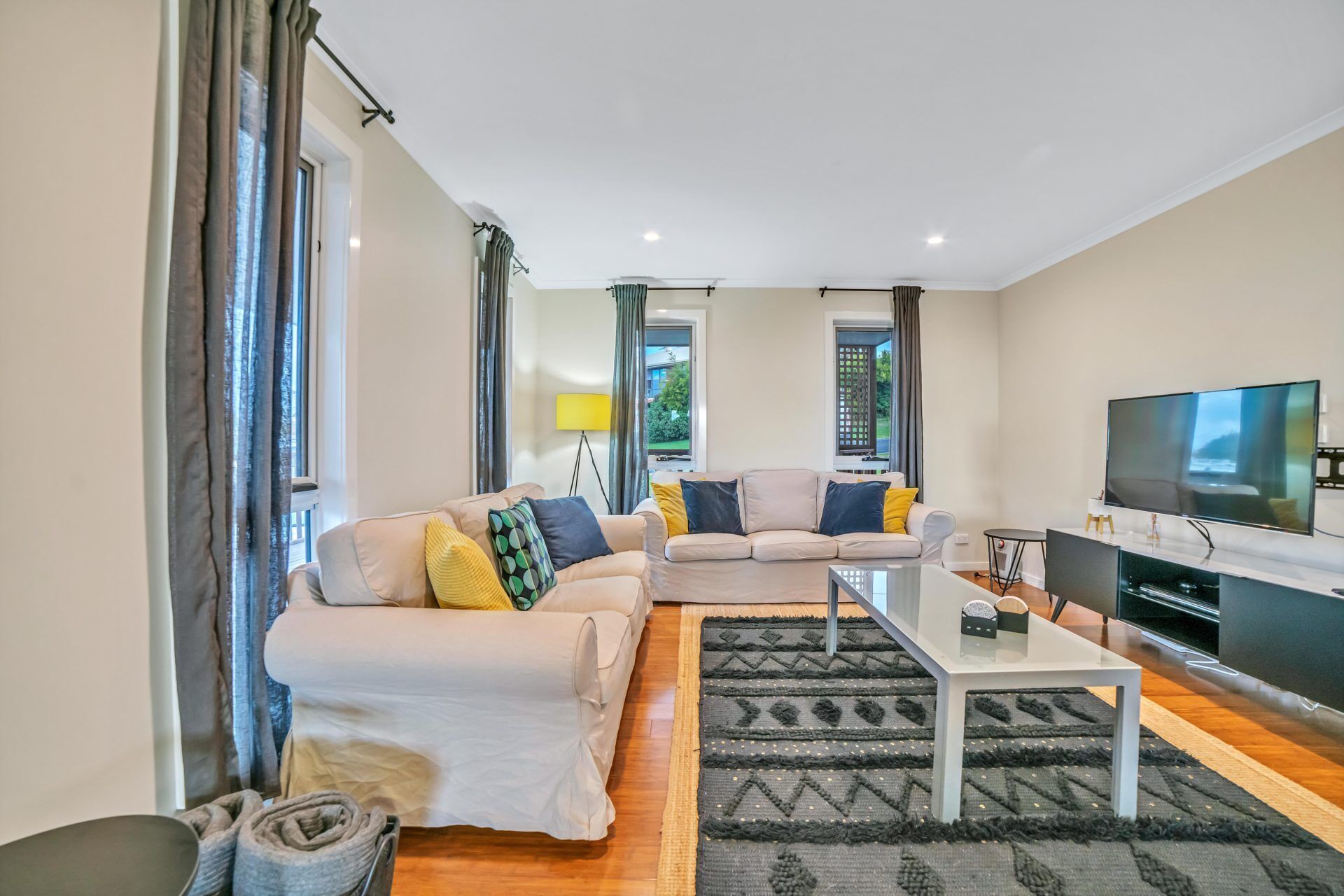 Port View Escape Is A Spacious 3 Bedroom Home, Offering 2 Bathrooms,... - Bridport, Australia