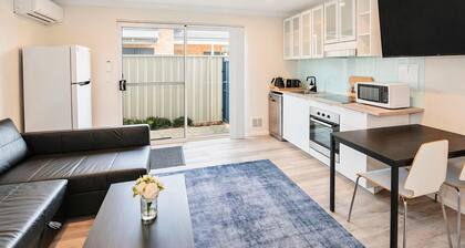 Studio 66 Busselton - newly renovated 2- bed apartment, centrally located.