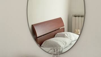 2 habitaciones, tabla de planchar con plancha y wifi gratis