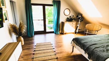 4 habitaciones, escritorio, tabla de planchar con plancha y wifi gratis