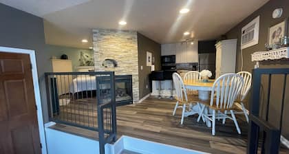 Peaceful Condo in Wabasha with Beautiful River Bluff Views (Upper Unit)