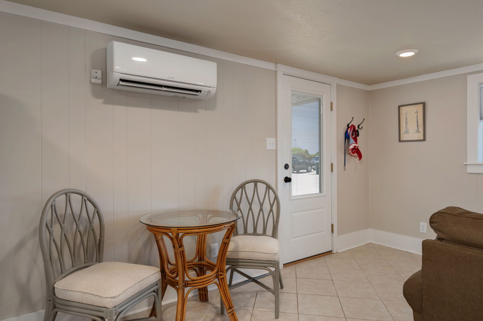 Salt & Light: Charming Contemporary Studio, Dog-friendly And Close To The Beach! - 내그스 헤드