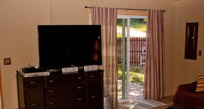 Cozy, quirky and quaint updated Farm House surrounded by Sleeping Bear Dunes.