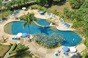 Piscine extérieure