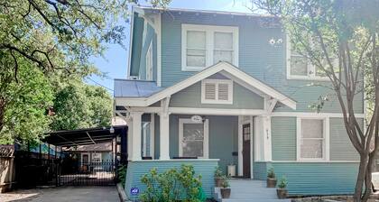 Historic King William Home + Casita House with Kitchenette & Covered Patio