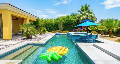 Villa Serene Luxurious Resort Vacation Home - pool