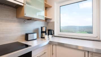 Kühlschrank, Ofen, Geschirrspüler, Toaster