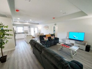Smart TV, table football