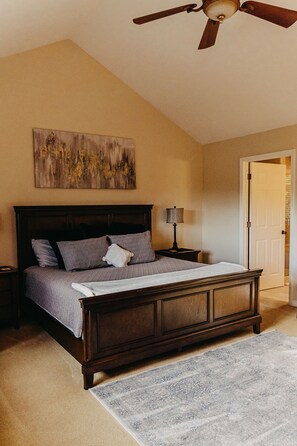 3 bedrooms, iron/ironing board, travel cot, free WiFi